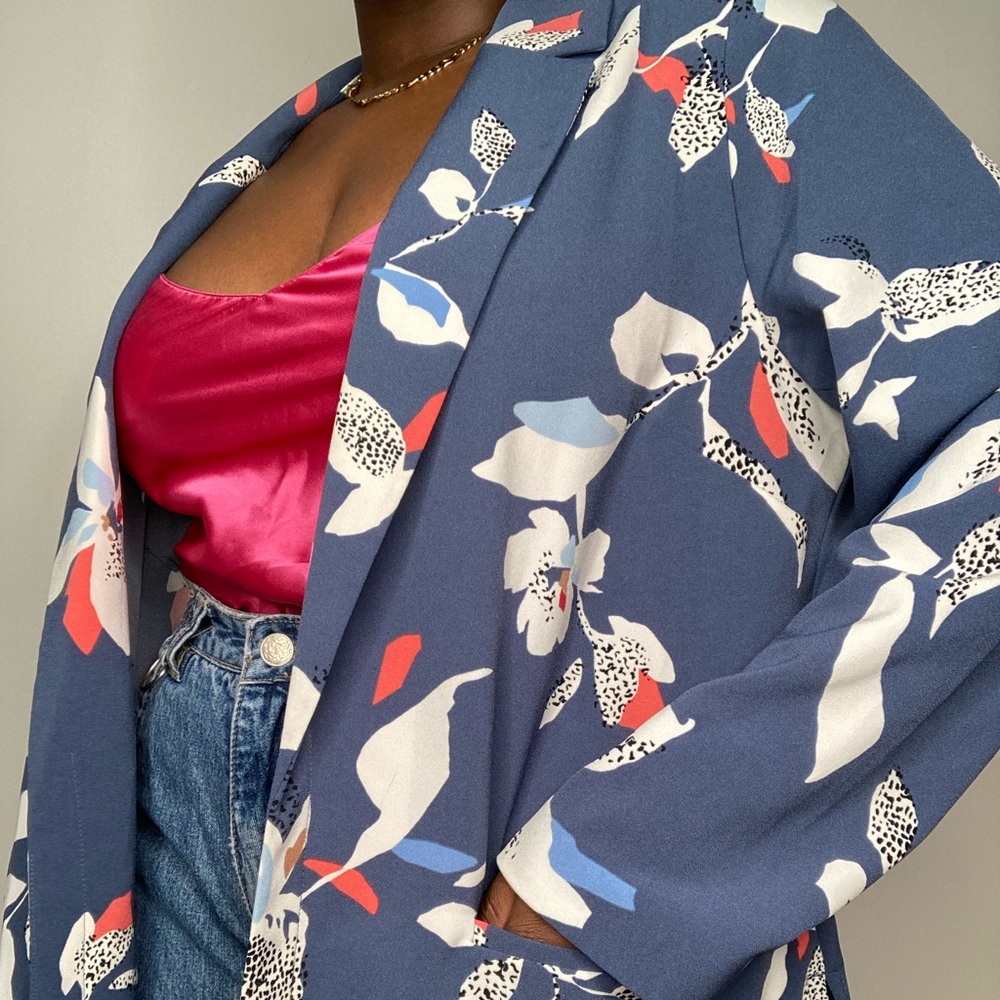 Flowery Long/ Oversized Blazer  😻